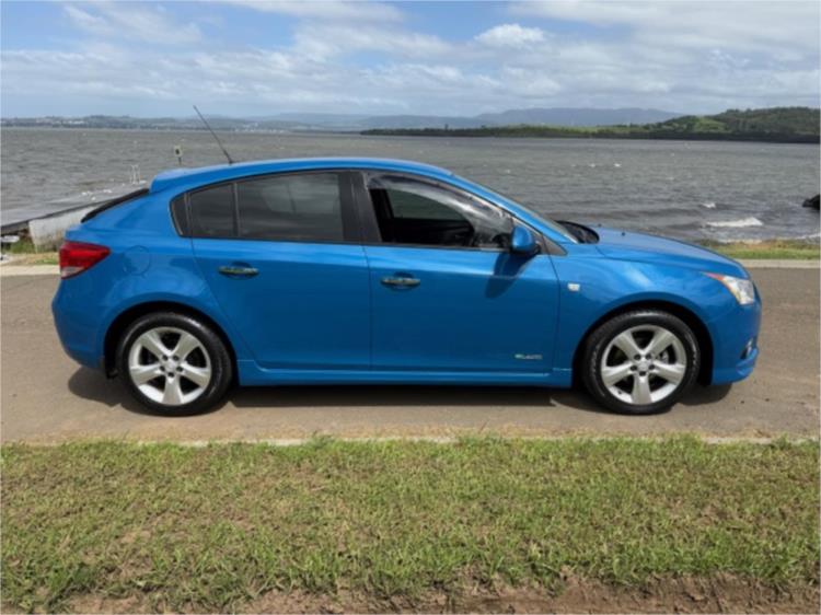 2012 HOLDEN CRUZE 5D HATCHBACK SRi V JH MY12