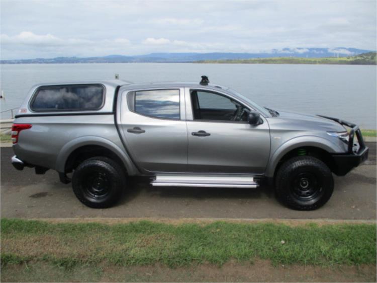 2017 MITSUBISHI TRITON DUAL CAB UTILITY GLX PLUS (4x4) MQ MY17