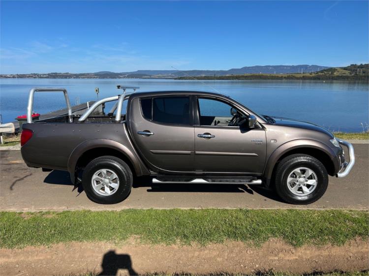 2012 MITSUBISHI TRITON DOUBLE CAB UTILITY GLX-R (4x4) MN MY12