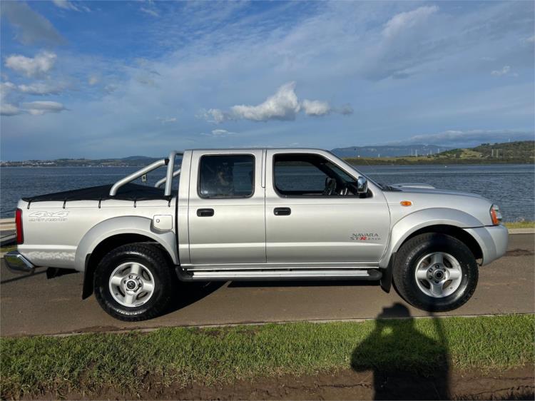 2010 NISSAN NAVARA DUAL CAB P/UP ST-R (4x4) D22 MY08