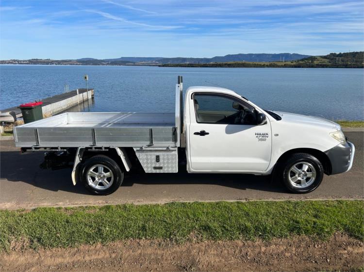 2009 TOYOTA HILUX C/CHAS WORKMATE TGN16R 09 UPGRADE