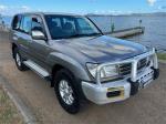 2004 TOYOTA LANDCRUISER 4D WAGON KAKADU (4x4) HDJ100R