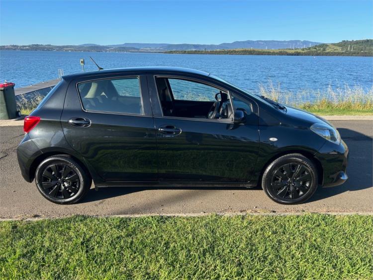 2016 TOYOTA YARIS 5D HATCHBACK ASCENT NCP130R MY15